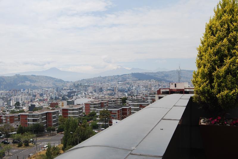 Citimed Hotel Quito Esterno foto